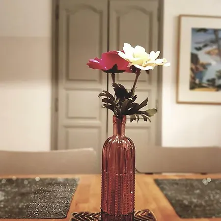 10 Rue Valere De Peretti Della Rocca *